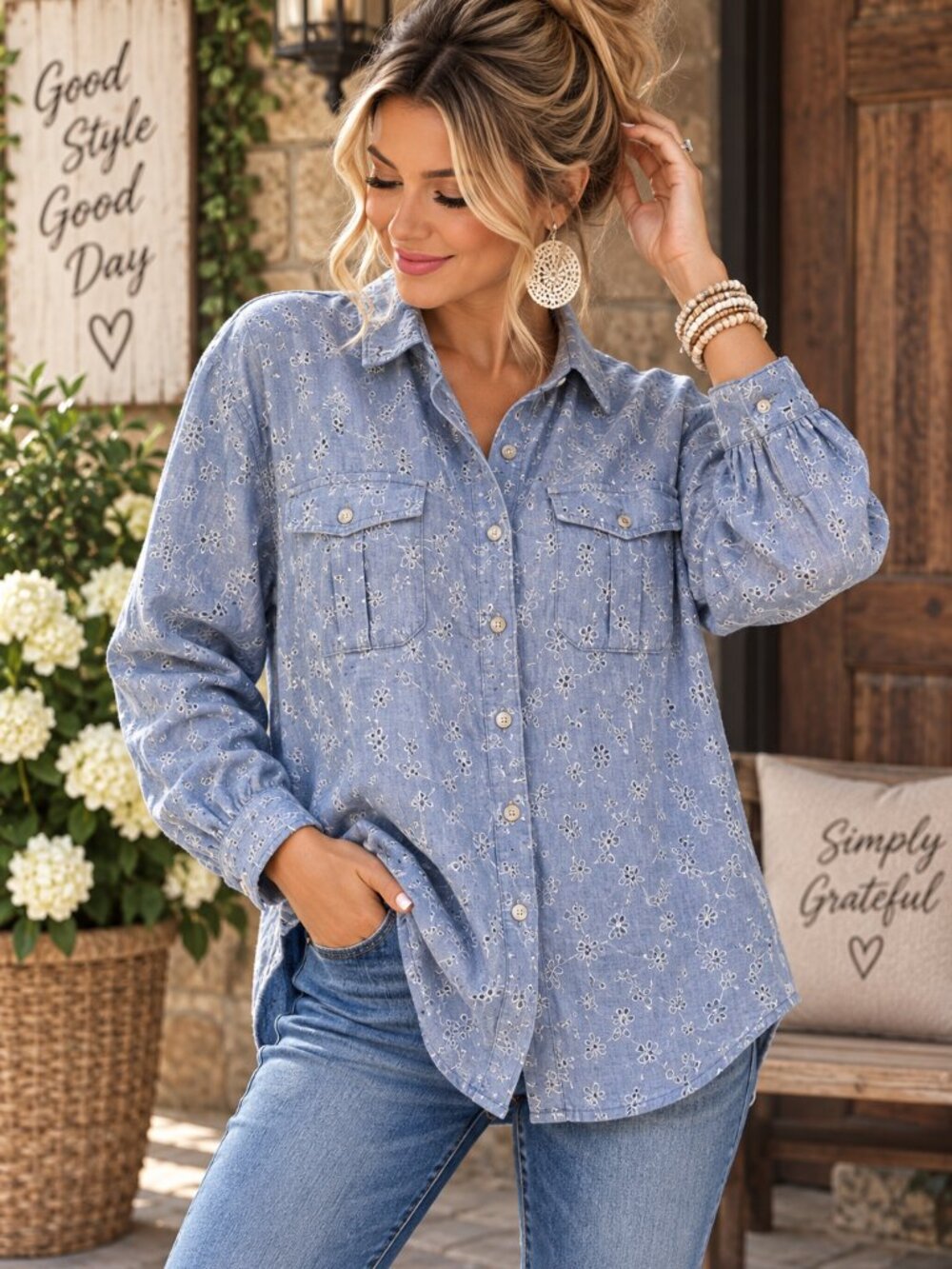 QPS XL Blue Chambray Floral Eyelet Embroidered Button Down Shirt Cotton